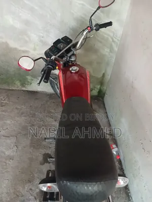 Yamaha 2000 Red