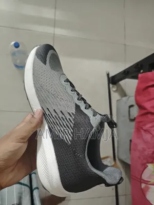 Apex Sprint Men's Lightweight Sports Shoes - Grey & Black