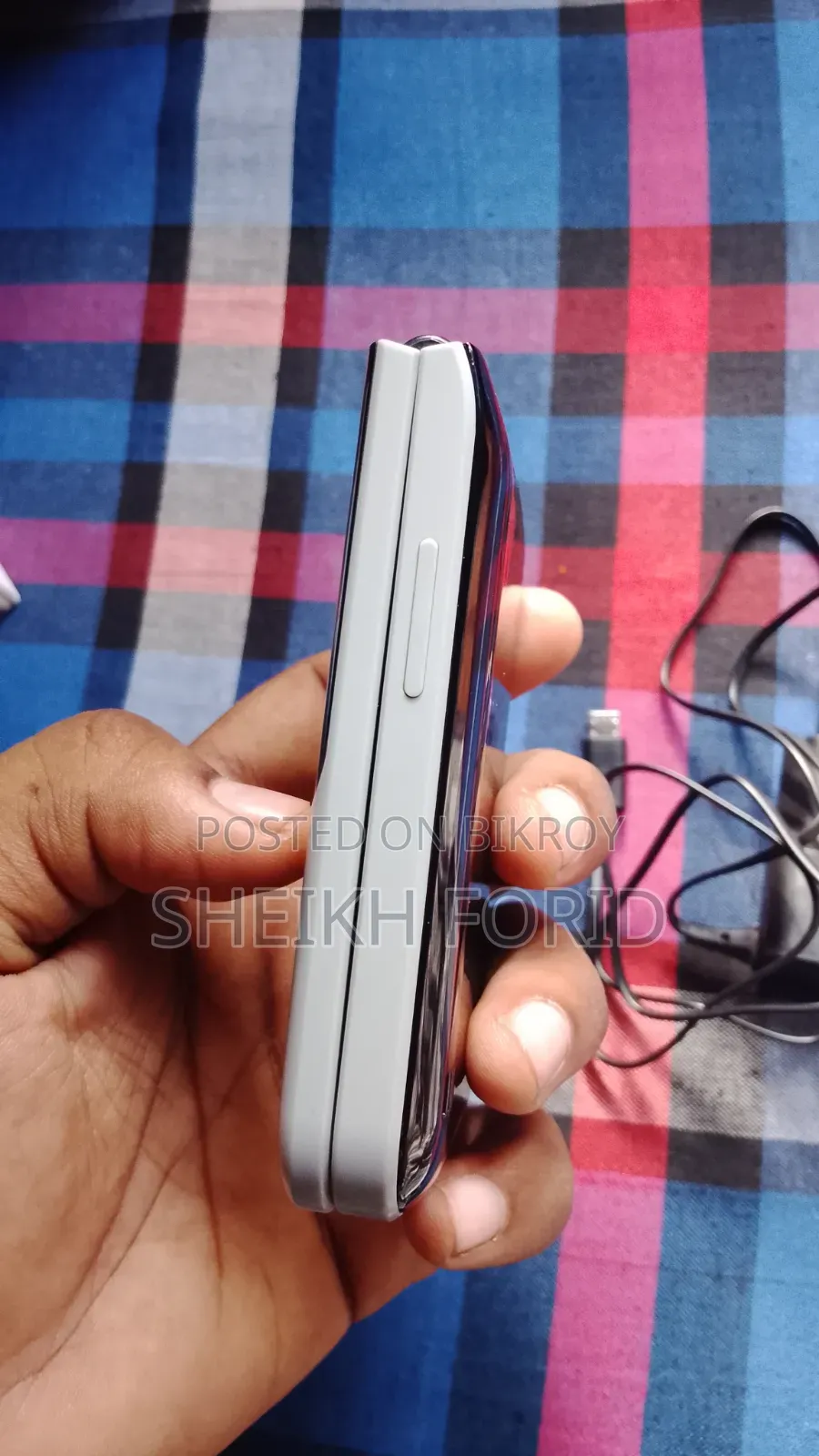 Nokia 2720 Flip 512 GB Gray