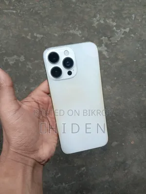 New Apple iPhone 16 Pro Max 1 TB White