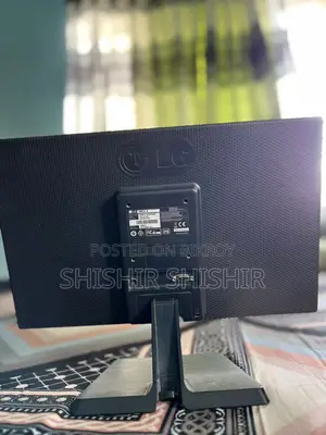LG 19M37A Monitor for Sale
