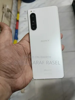 নতুন সনি এক্সপেরিয়া ৫ ২য় সংস্করণ ১২৮ জিবি সাদা