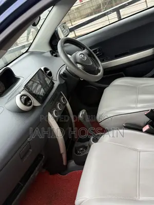 Toyota IST 2004 Blue