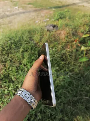 Tecno Spark 50 5G 128 GB