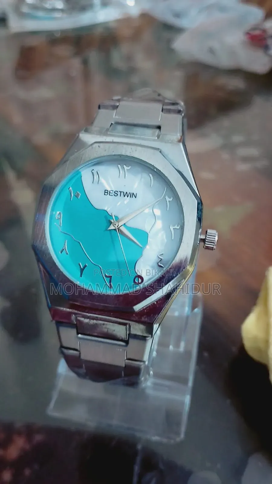 Luxury Men's Watch. Arabic Dial. Stainless Steel Body.