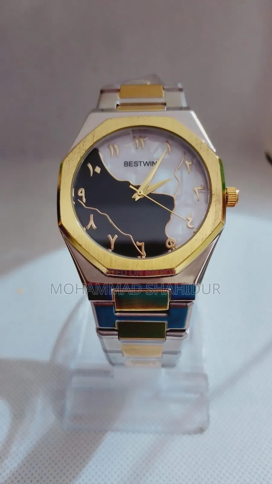 Luxury Men's Watch. Arabic Dial. Stainless Steel Body.