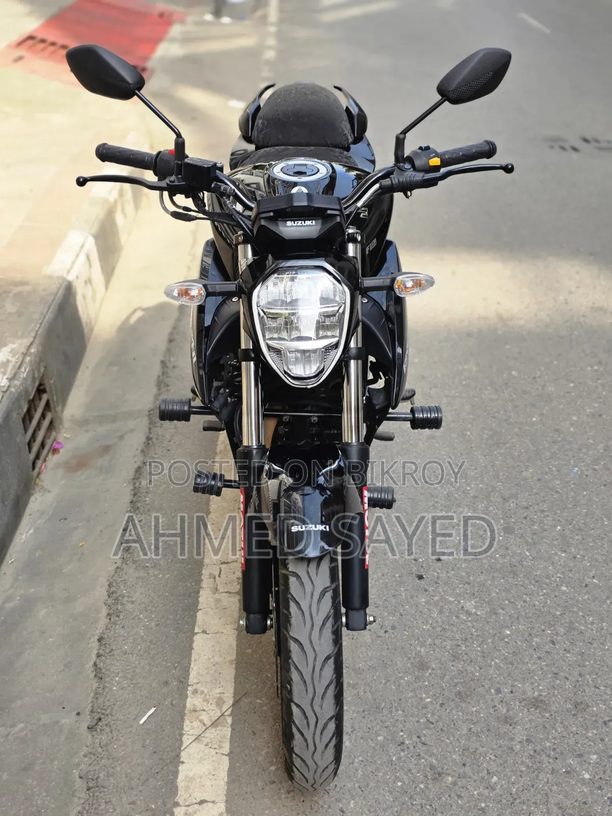 সুজুকি গিক্সার ২০২৬ কালো