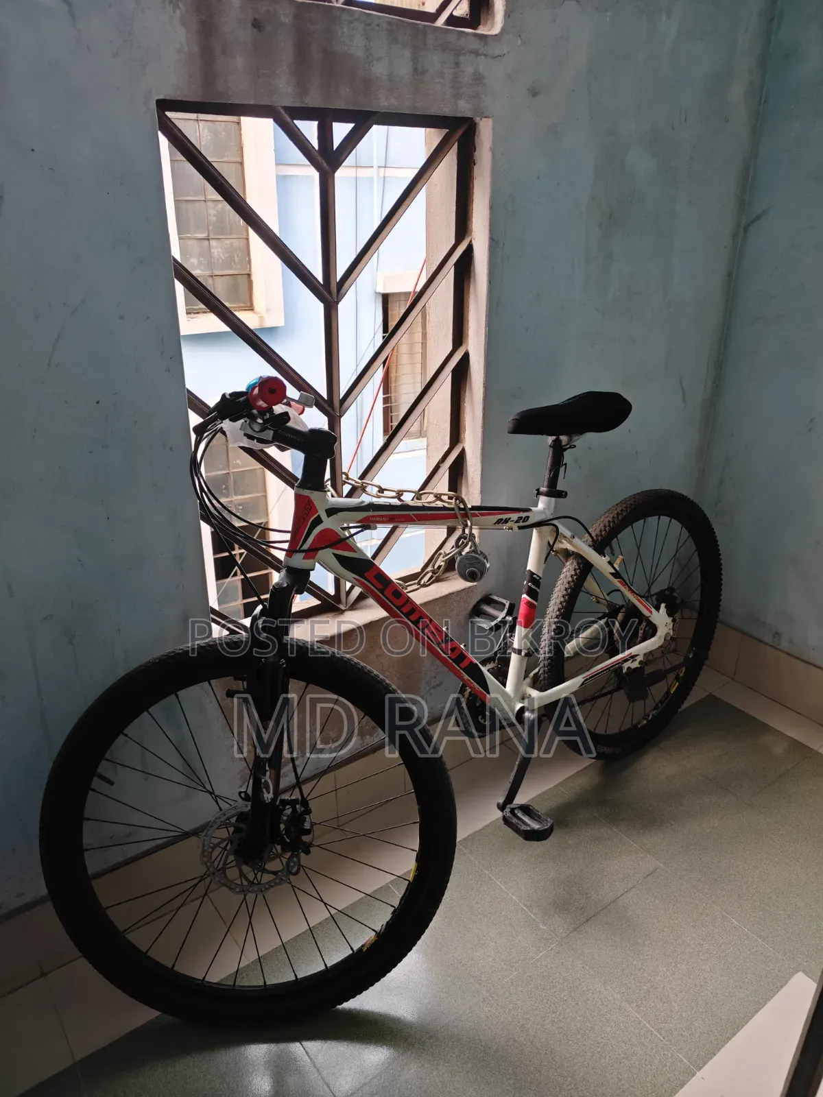 Combat Ak20 Cycle Absolutely Fresh Used With Some Minor Scratches