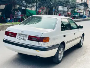 নতুন টয়োটা করোনা ১৯৯৭ পার্ল