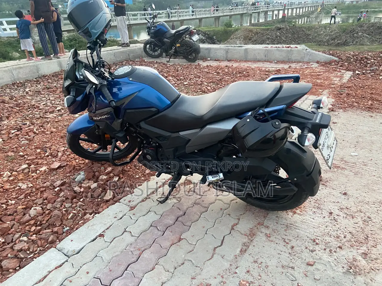 হোন্ডা এক্স-ব্লেড ১৬০ ২০২৪ নীল