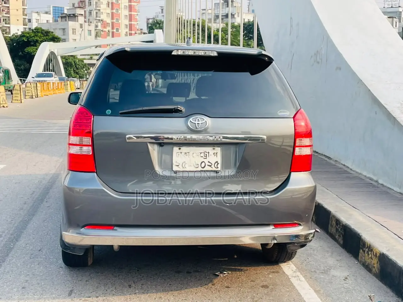 New Toyota Wish 2004 Gray