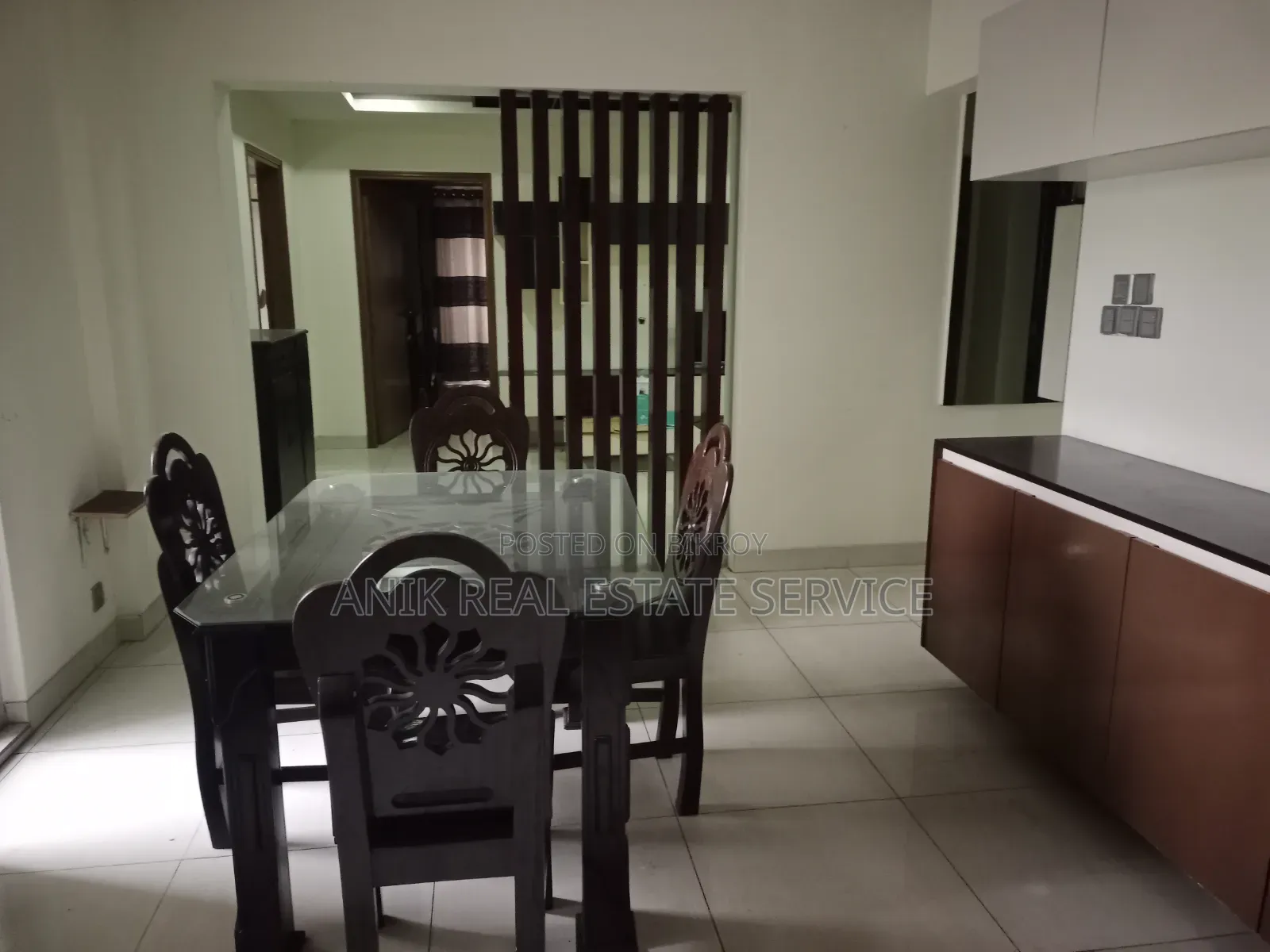 গুলশানের অনিক রিয়েল এস্টেটে ৩ বেডরুমের সাজানো অ্যাপার্টমেন্ট ভাড়ার জন্য