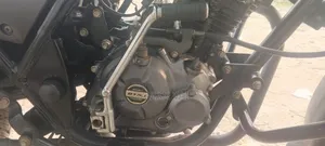 বাটাজ ডিসকভার ১০০ ২০১৬ ব্ল্যাক