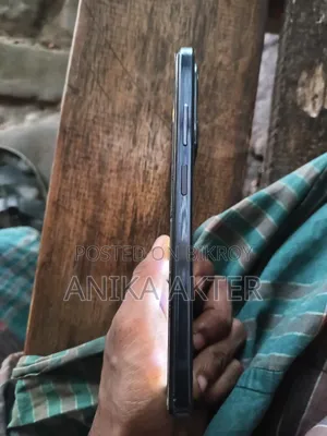 Infinix Hot 40i 128 GB Blue