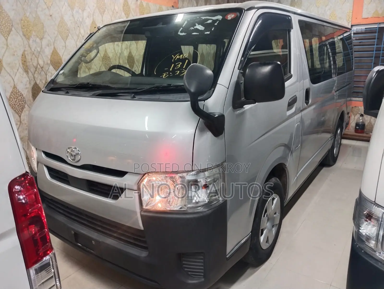 Toyota HiAce 2021 Silver