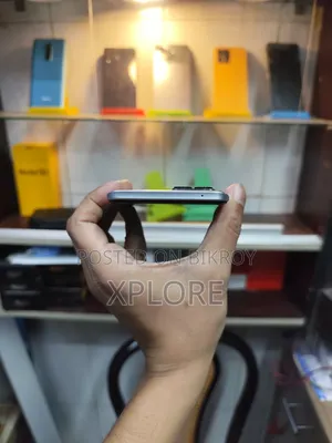 Realme 8 GB Silver
