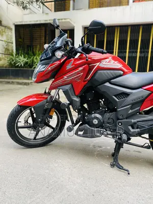 Honda X-Blade 160 2025 Red