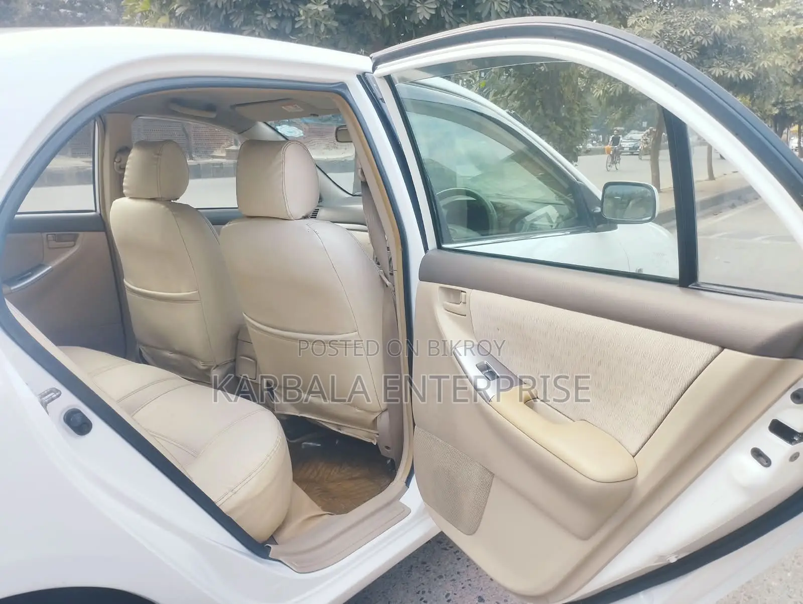 Toyota Corolla Sedan 2005 White