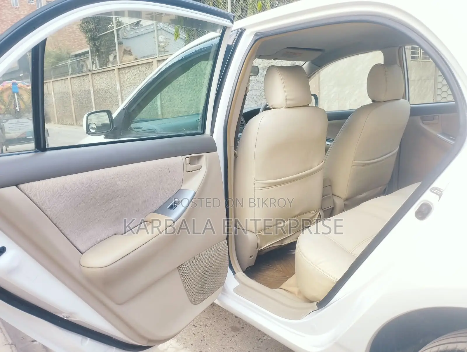 Toyota Corolla Sedan 2005 White