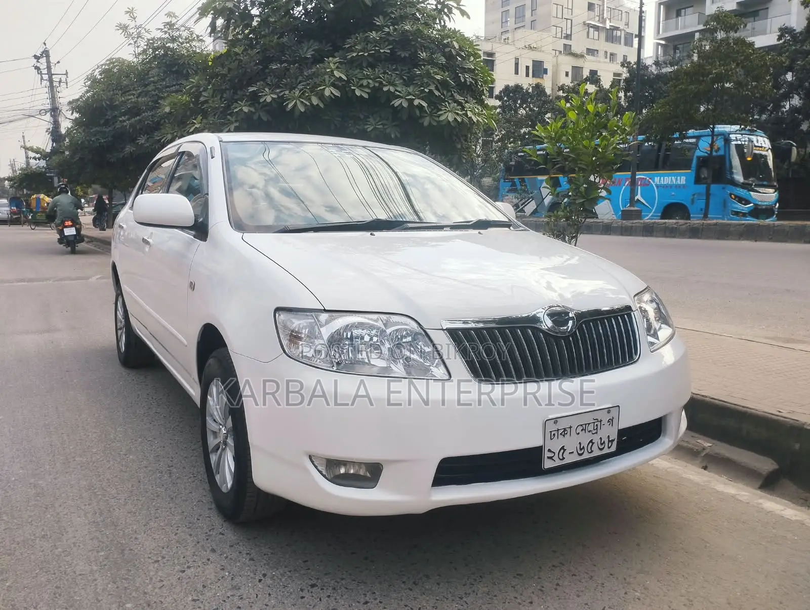Toyota Corolla Sedan 2005 White