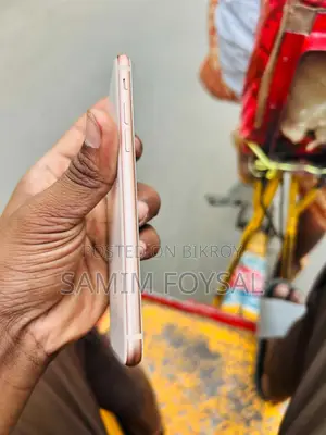 Apple iPhone 8 64 GB White