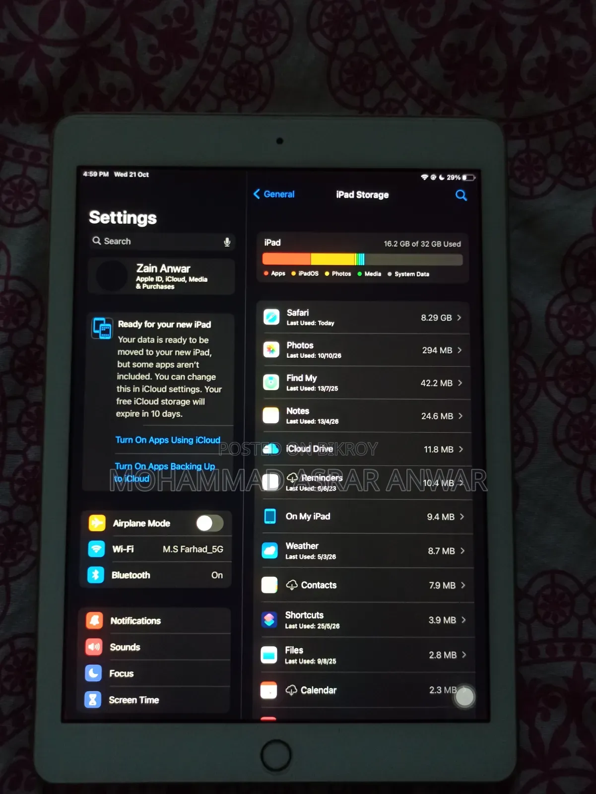 Apple iPad 9.7 32 GB Gold