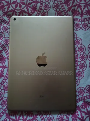 Apple iPad 9.7 32 GB Gold