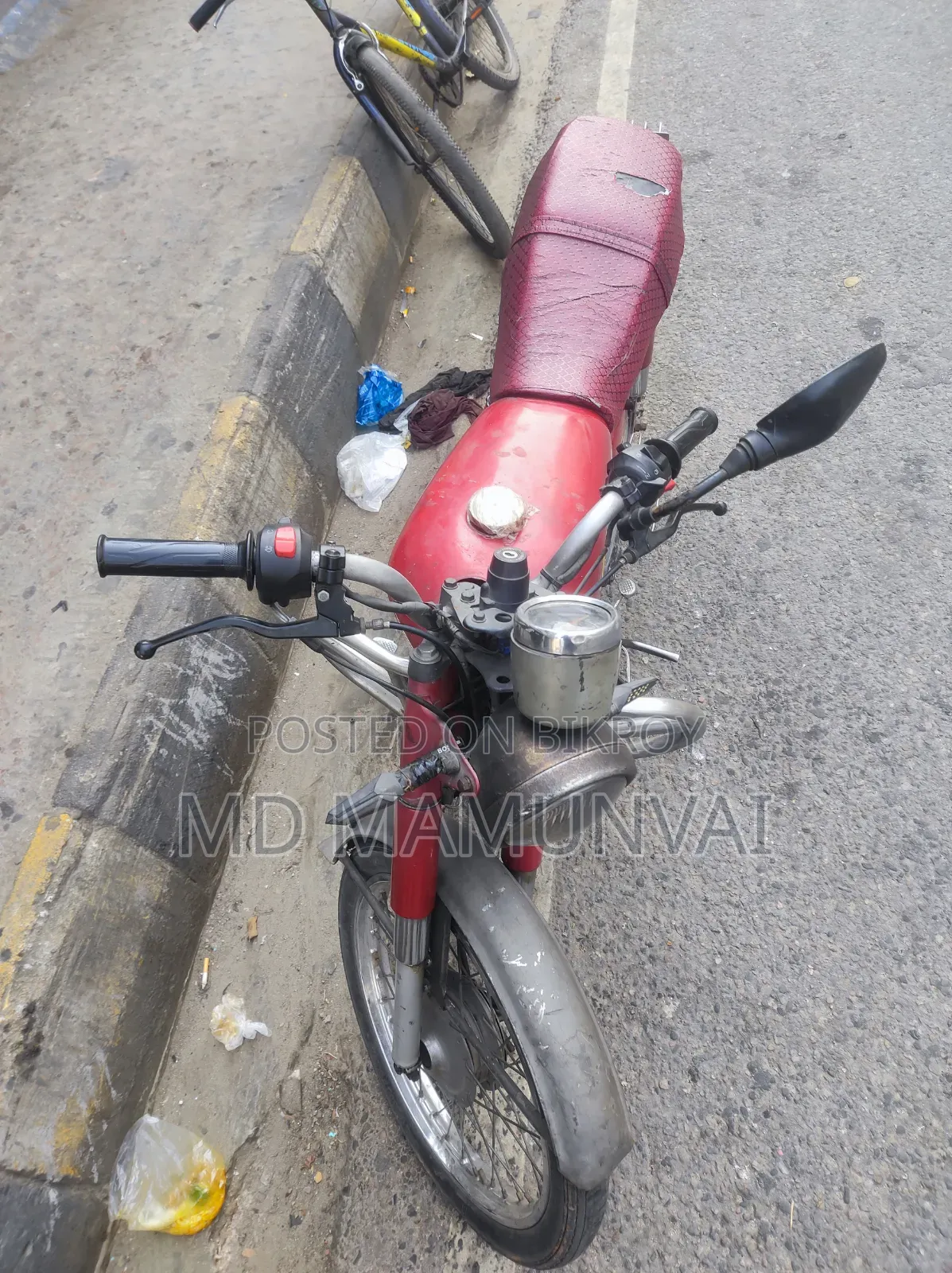 Yamaha 1984 Red