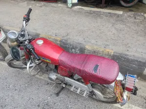 Yamaha 1984 Red