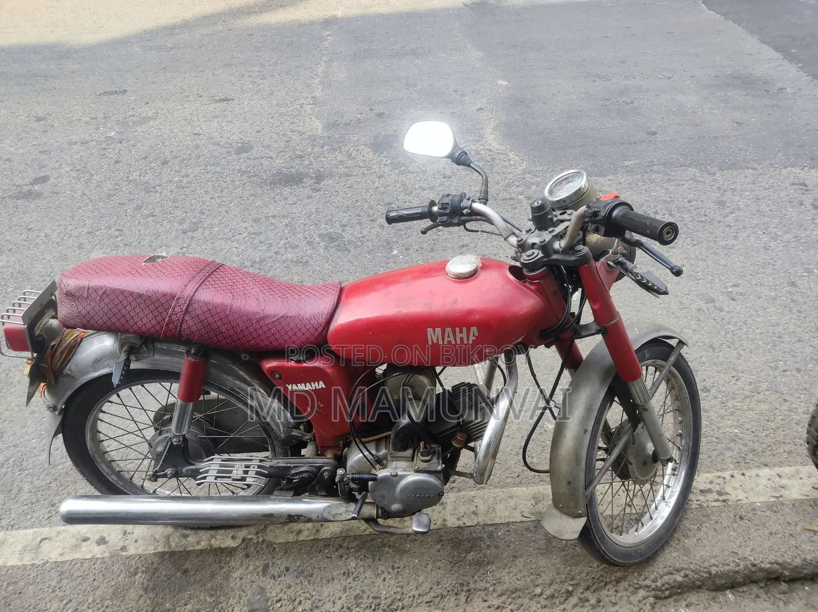 Yamaha 1984 Red