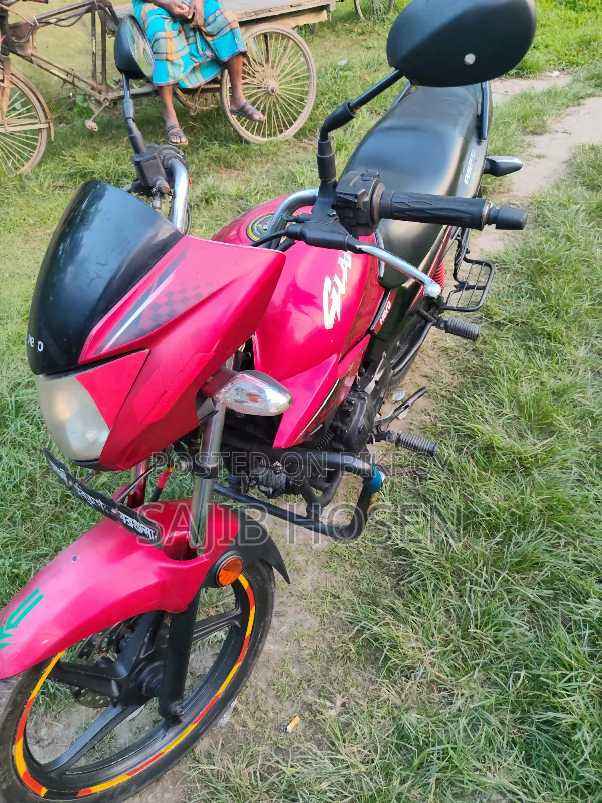 Hero Glamour 2018 Red