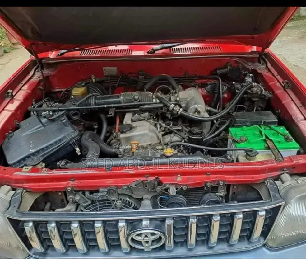 টয়োটা ল্যান্ড ক্রুজার প্রাডো ১৯৯৮ লাল
