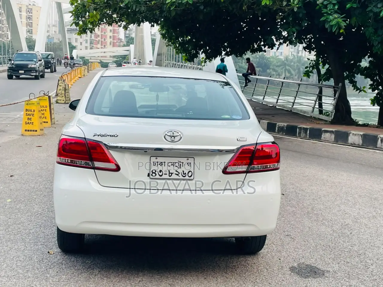নতুন টয়োটা প্রিমিও ২০১৬ পার্ল