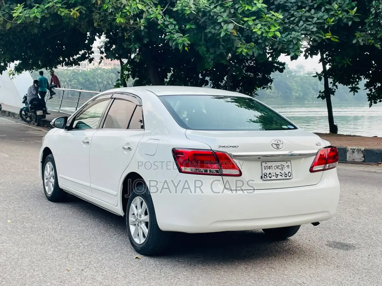 নতুন টয়োটা প্রিমিও ২০১৬ পার্ল