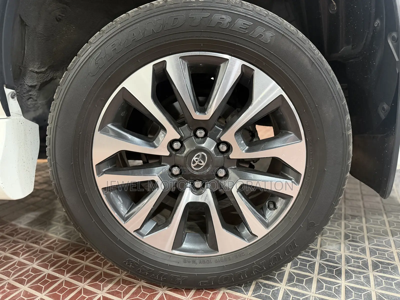 Toyota Land Cruiser Prado 2.7 2022 Pearl