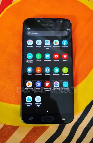 Samsung Galaxy J7 Pro 64 GB Black
