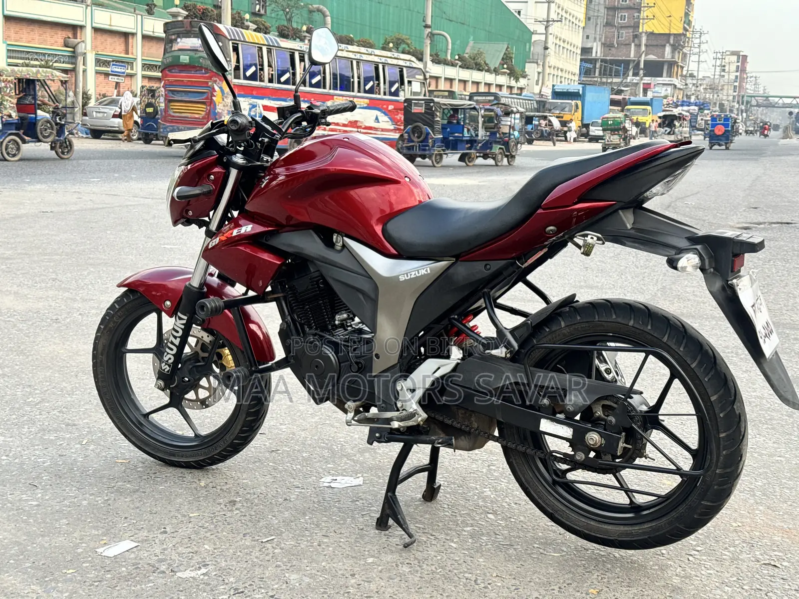 সুজুকি জিক্সার ২০২৫ লাল
