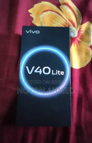 Vivo V23 128 GB White