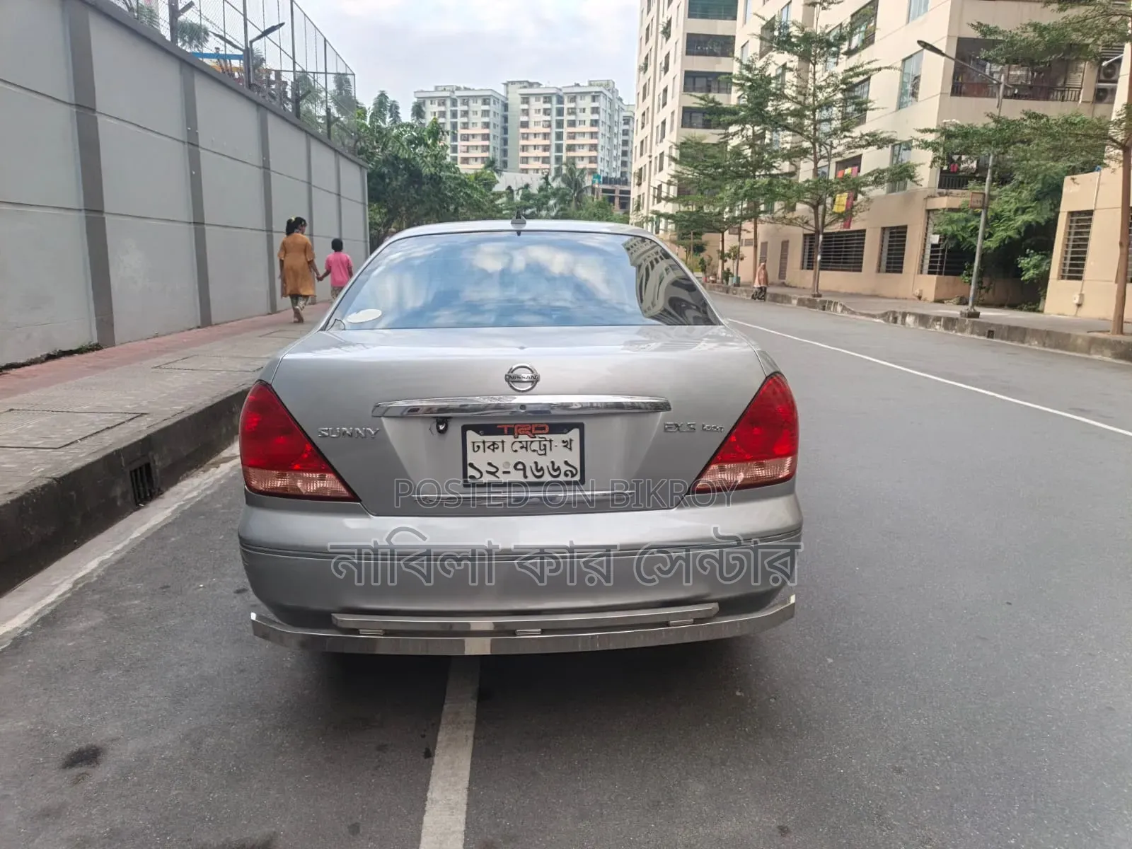 Nissan Sunny 2009 Silver