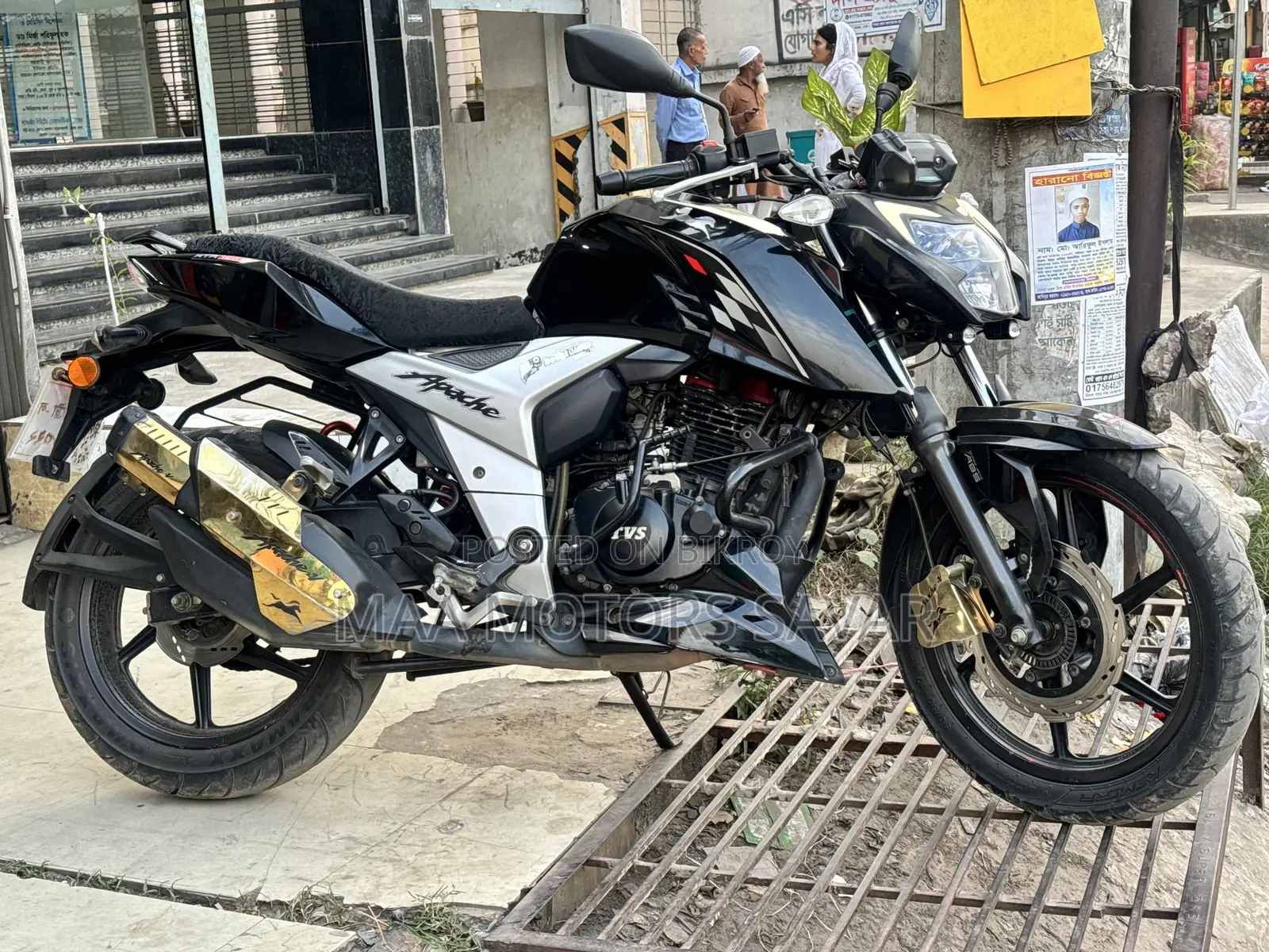 TVS Apache RTR 160 4V 2022 Black
