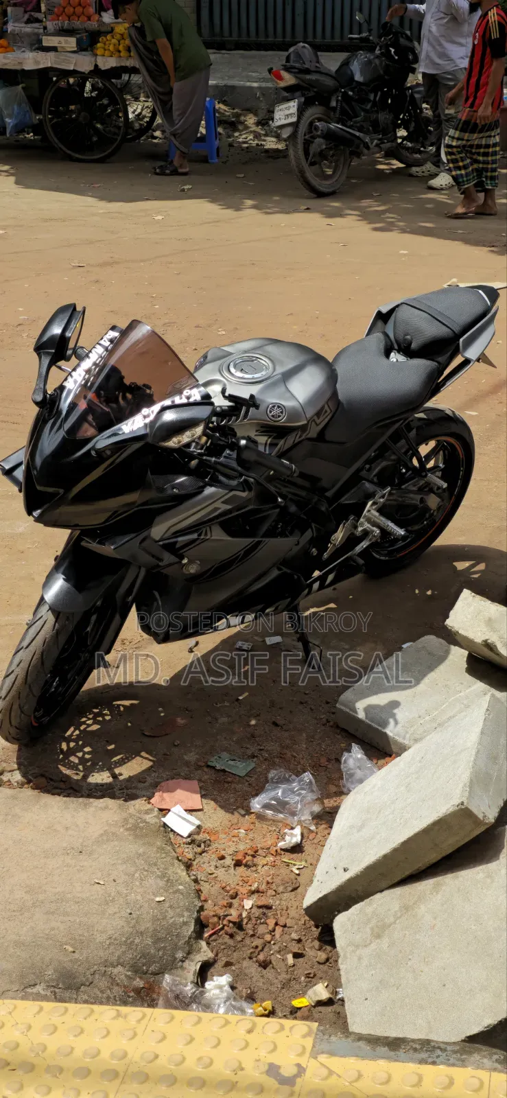 Yamaha R15 V3 2021 Gray
