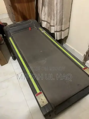 A Heavy Duty Hydraulic Treadmill