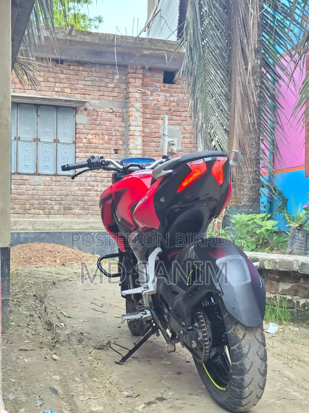 Bajaj Pulsar N250 2025 Black