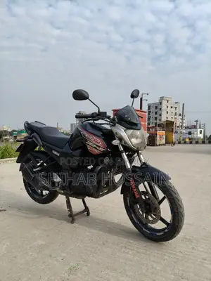ইয়ামাহা এফজেড ২০১৫ কালো