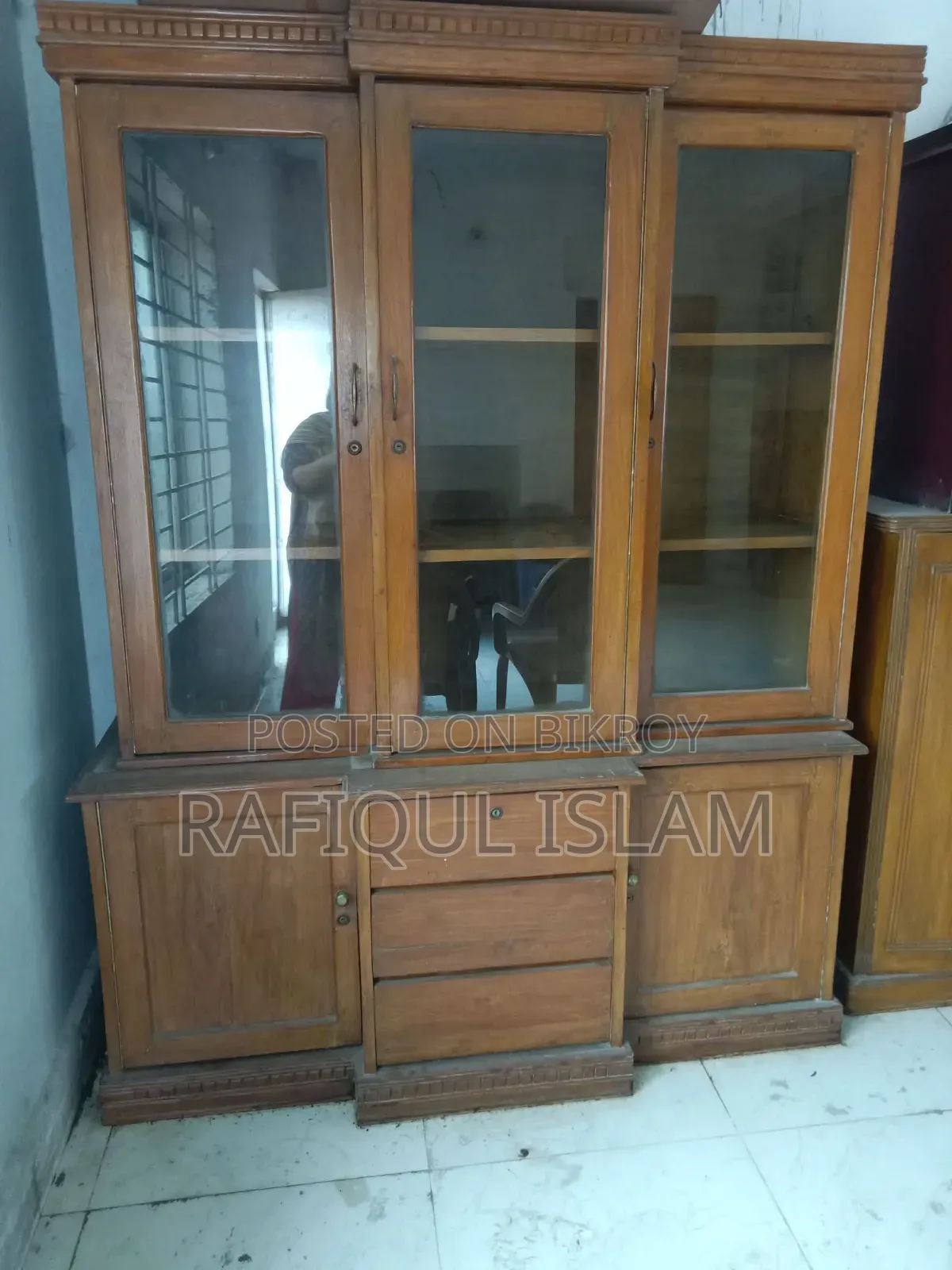 Showcase for sale
