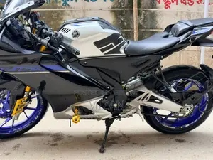 Yamaha R15M 2025 Black