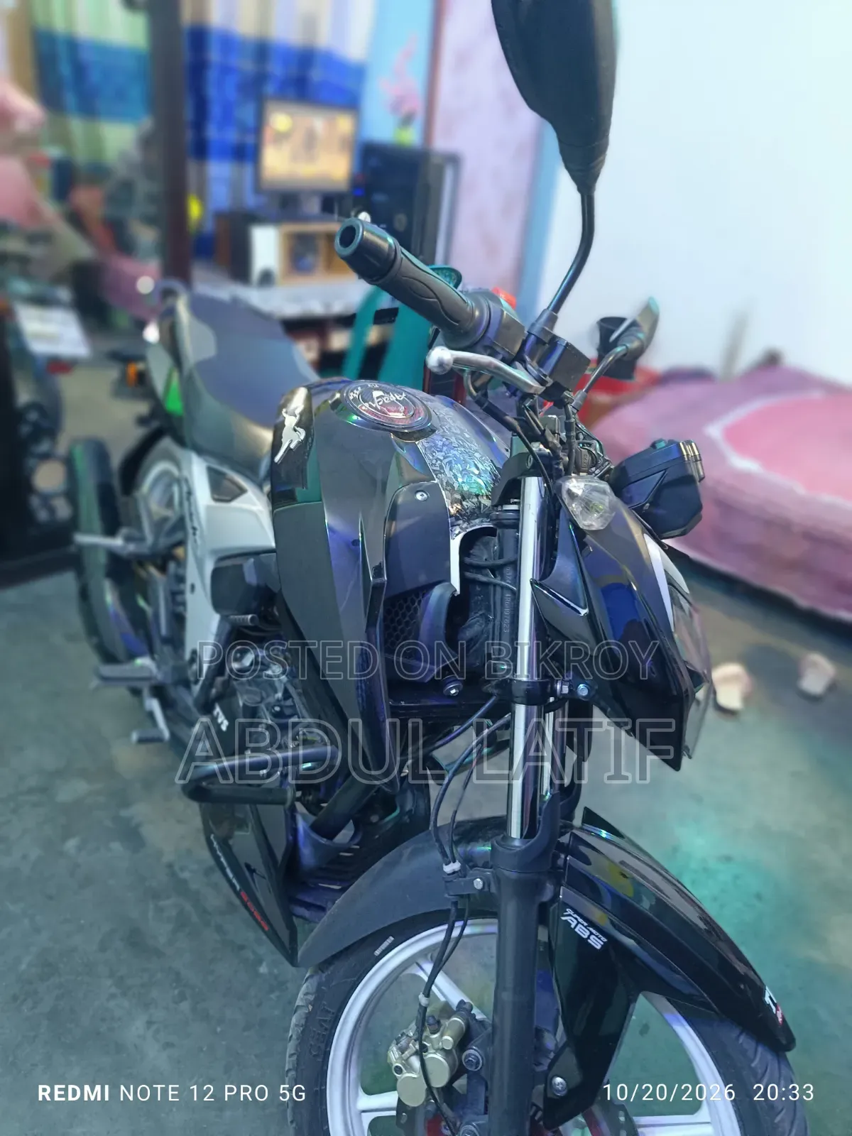 TVS Apache RTR 160 4V 2024 Black