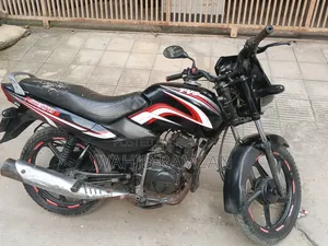 টিভিএস মেট্রো ২০১৮ ব্ল্যাক