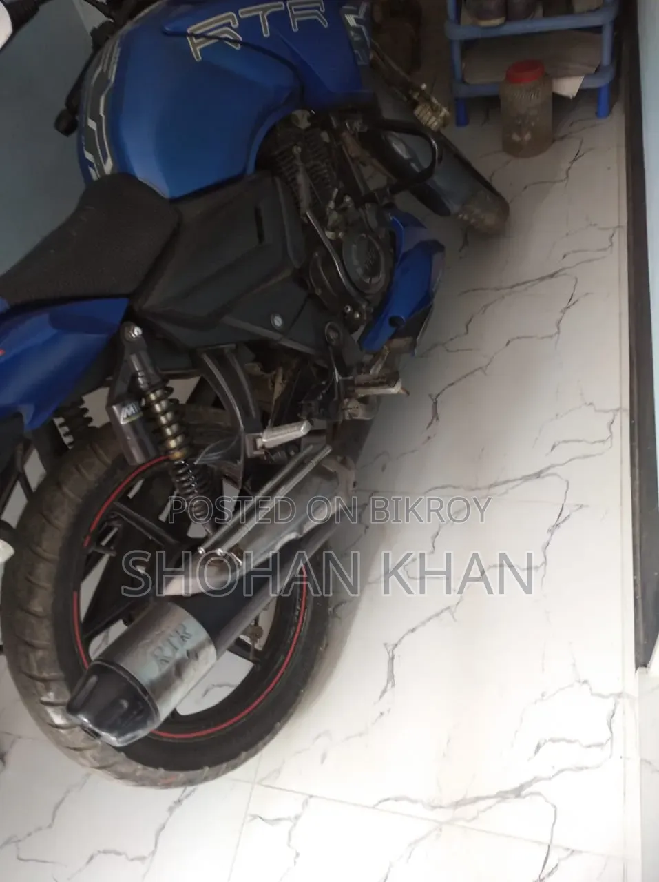 TVS Apache 180 RTR 2016 Blue