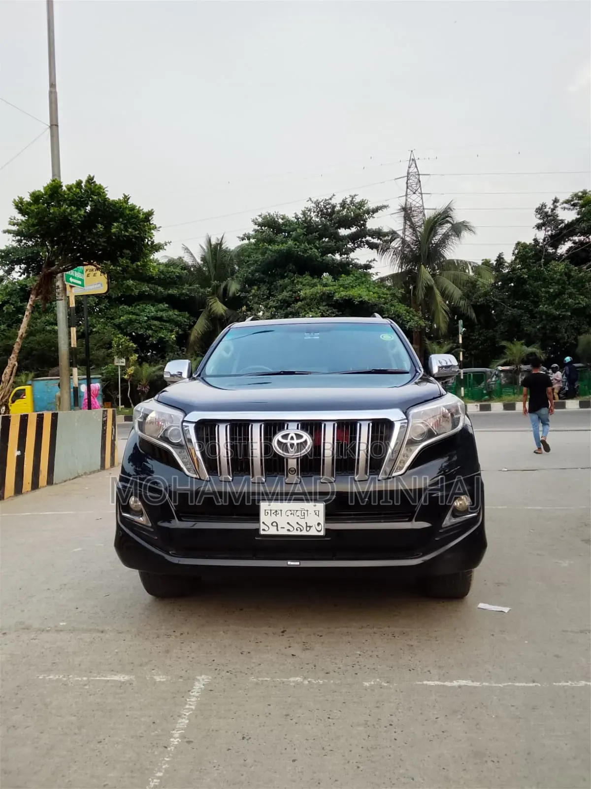 টয়োটা ল্যান্ড ক্রুজার প্রাডো ২০১৪ কালো